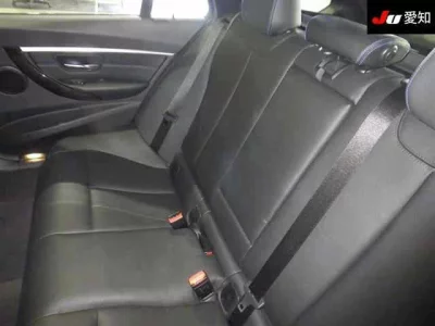 BMW 3-Series  с аукциона в Японии