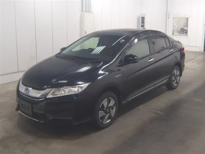 Honda GRACE  с аукциона в Японии