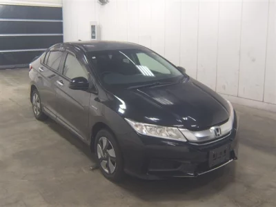 Honda GRACE  с аукциона в Японии