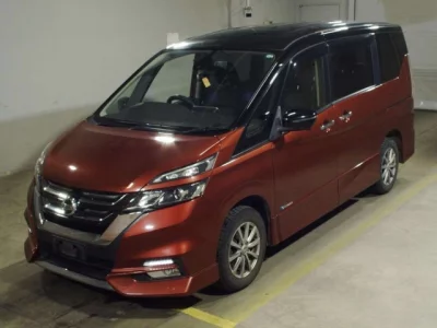 Nissan SERENA  с аукциона в Японии