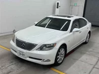 Lexus LS лот № 20032 оценка R  с аукциона в Японии 3