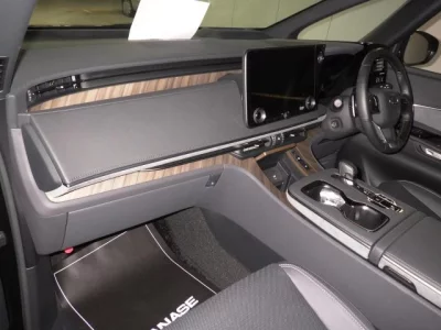 Lexus LM  с аукциона в Японии