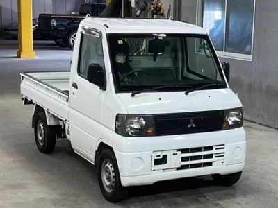 Mitsubishi MINICAB TRUCK