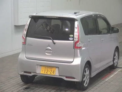 Mitsubishi EK CUSTOM