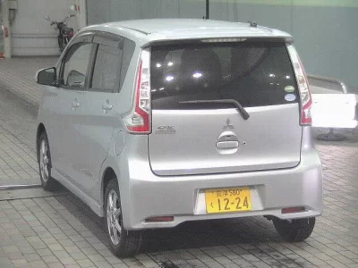 Mitsubishi EK CUSTOM