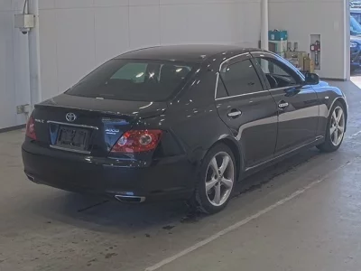 Toyota MARK X  с аукциона в Японии