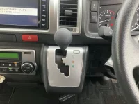 Toyota HIACE лот № 1719 оценка 4.5  с аукциона в Японии 4