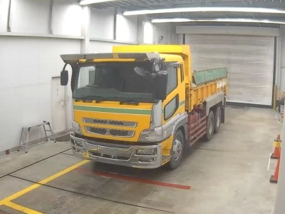 Mitsubishi FUSO TRUCK  с аукциона в Японии
