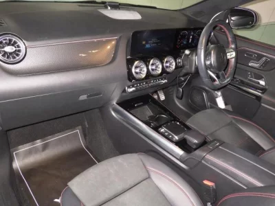 Mercedes-Benz GLA CLASS  с аукциона в Японии