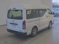 Toyota HIACE VAN лот № 1726 оценка 4.5  с аукциона в Японии 1