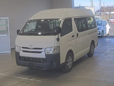 Toyota HIACE VAN  с аукциона в Японии