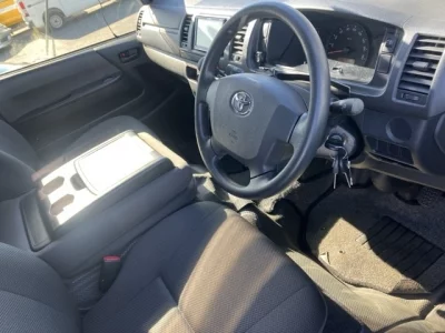 Toyota HIACE VAN  с аукциона в Японии