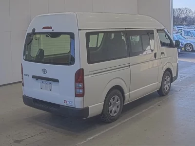 Toyota HIACE VAN  с аукциона в Японии