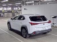 Lexus UX лот № 620 оценка 4.5  с аукциона в Японии 4
