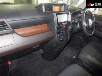 Toyota TANK лот № 4045 оценка 3.5  с аукциона в Японии 2