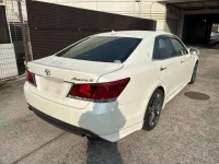 Toyota CROWN лот № 50070 оценка R  с аукциона в Японии 1