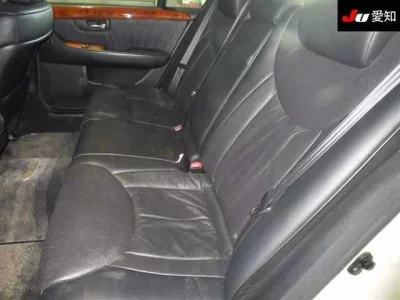 Toyota CELSIOR  с аукциона в Японии