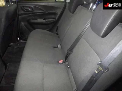 Suzuki SWIFT  с аукциона в Японии