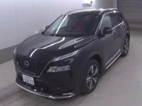 Nissan X-TRAIL лот № 1042 оценка 5  с аукциона в Японии 2