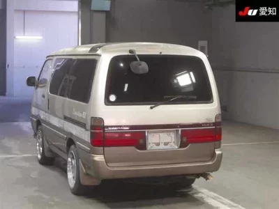 Toyota HIACE  с аукциона в Японии