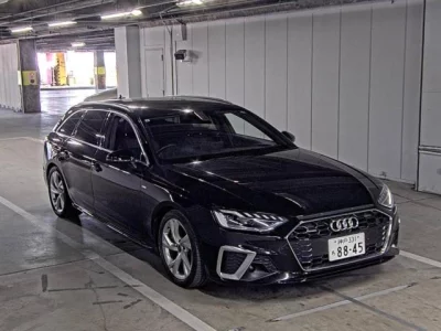Audi A4  с аукциона в Японии