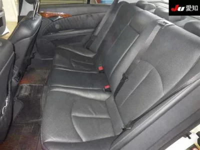 Mercedes-Benz E CLASS  с аукциона в Японии