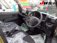 Daihatsu HIJET VAN лот № 9028 оценка 4  с аукциона в Японии 5