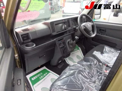 Daihatsu HIJET VAN  с аукциона в Японии