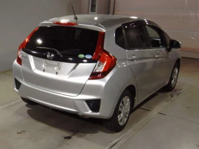Honda FIT  с аукциона в Японии