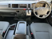 Toyota HIACE лот № 1748 оценка 3.5  с аукциона в Японии 3