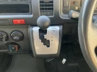 Toyota HIACE лот № 1748 оценка 3.5  с аукциона в Японии 4