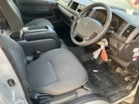 Toyota HIACE лот № 1748 оценка 3.5  с аукциона в Японии 7