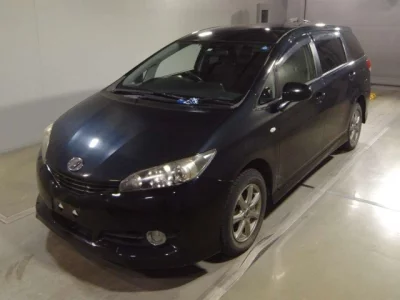 Toyota WISH  с аукциона в Японии