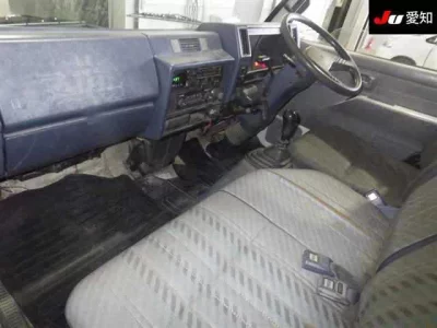 Isuzu ELF  с аукциона в Японии