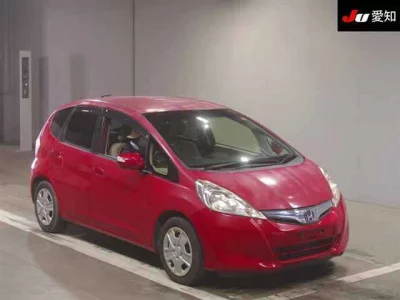 Honda FIT  с аукциона в Японии