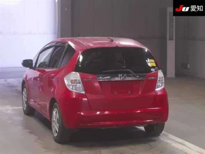 Honda FIT  с аукциона в Японии