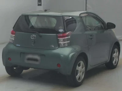 Toyota IQ  с аукциона в Японии