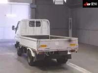 Toyota DYNA лот № 7024 оценка 3.5  с аукциона в Японии 1
