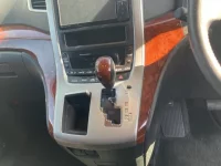 Toyota VELLFIRE лот № 1763 оценка 4  с аукциона в Японии 4