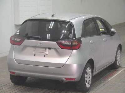 Honda FIT  с аукциона в Японии