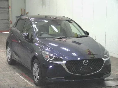 Mazda MAZDA2  с аукциона в Японии