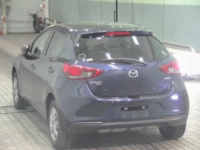 Mazda MAZDA2  с аукциона в Японии