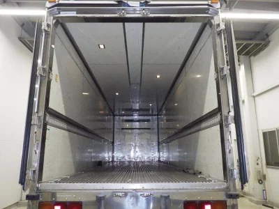 Mitsubishi FUSO TRUCK