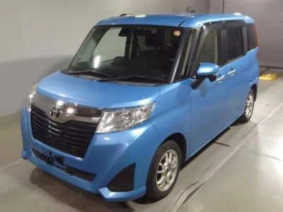 Toyota ROOMY  с аукциона в Японии