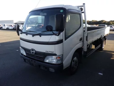 Hino DUTRO  с аукциона в Японии