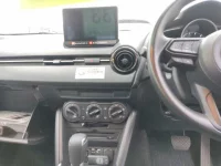 Mazda MAZDA2 лот № 2033 оценка 3.5  с аукциона в Японии 4