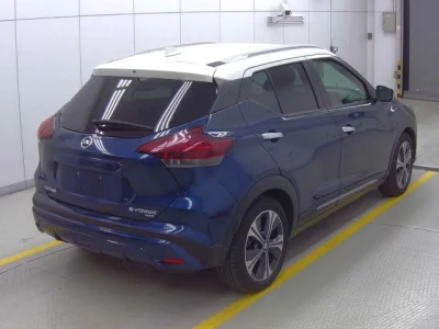 Nissan KICKS