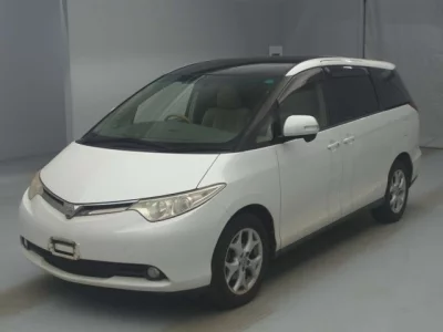 Toyota ESTIMA  с аукциона в Японии