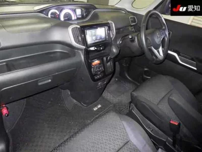 Mitsubishi DELICA D2  с аукциона в Японии