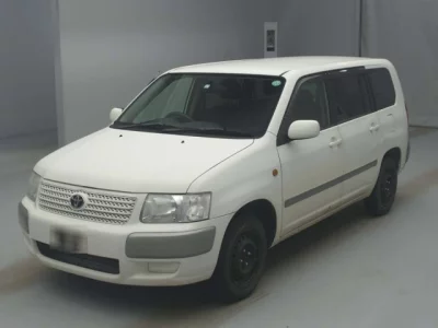 Toyota SUCCEED  с аукциона в Японии